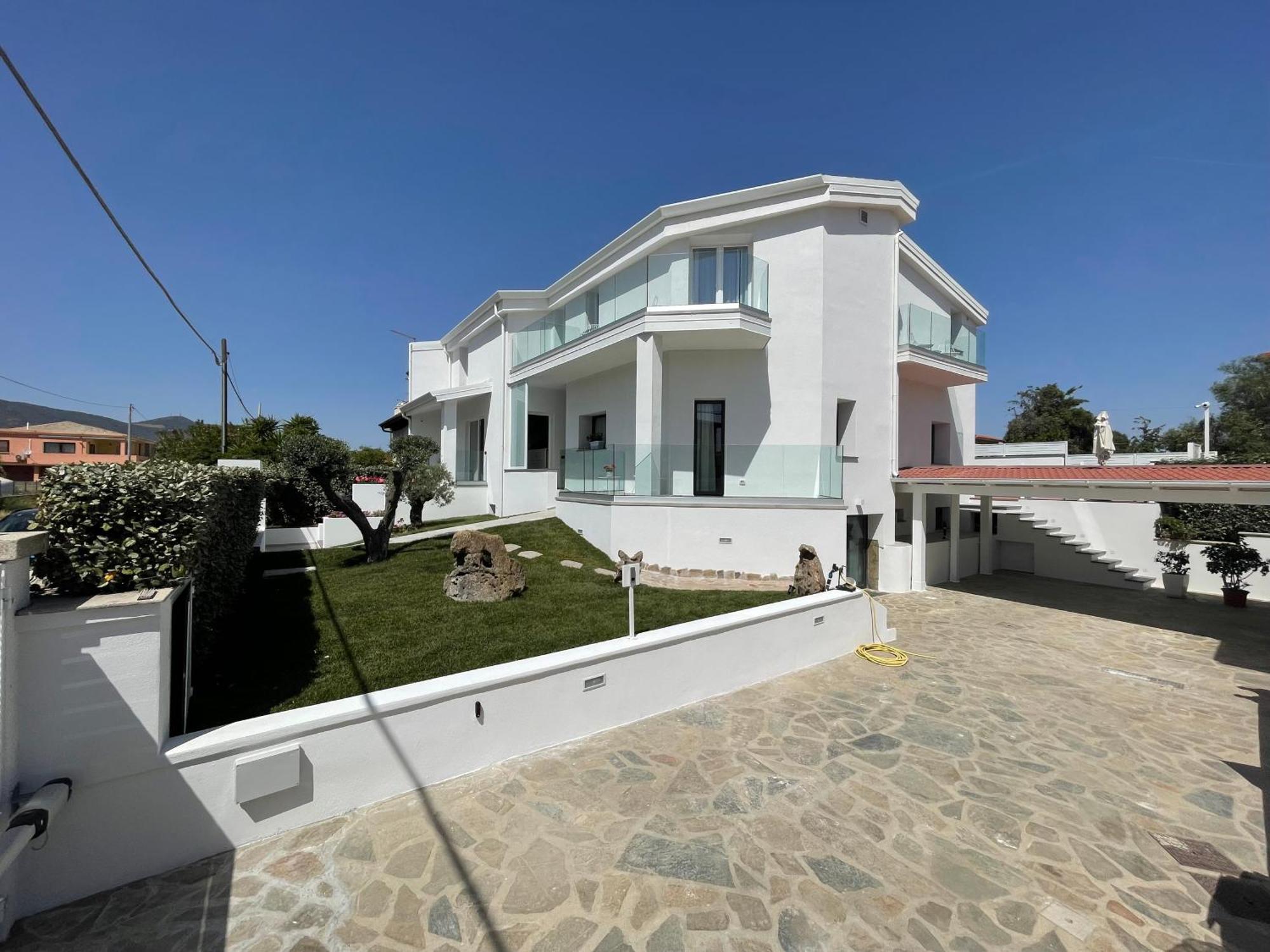 Chic & Charme Luxury Rooms Όλμπια Εξωτερικό φωτογραφία