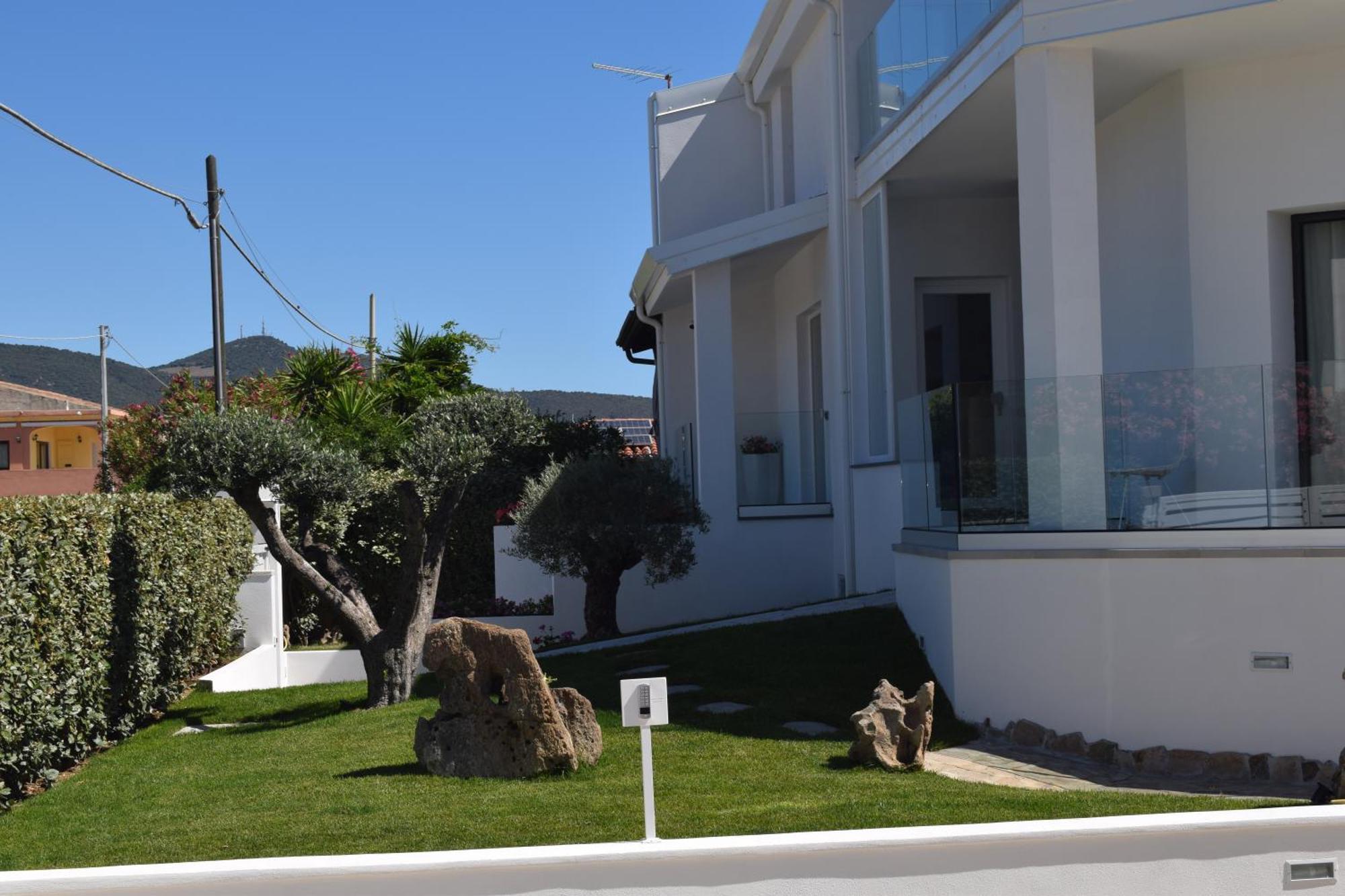 Chic & Charme Luxury Rooms Όλμπια Εξωτερικό φωτογραφία