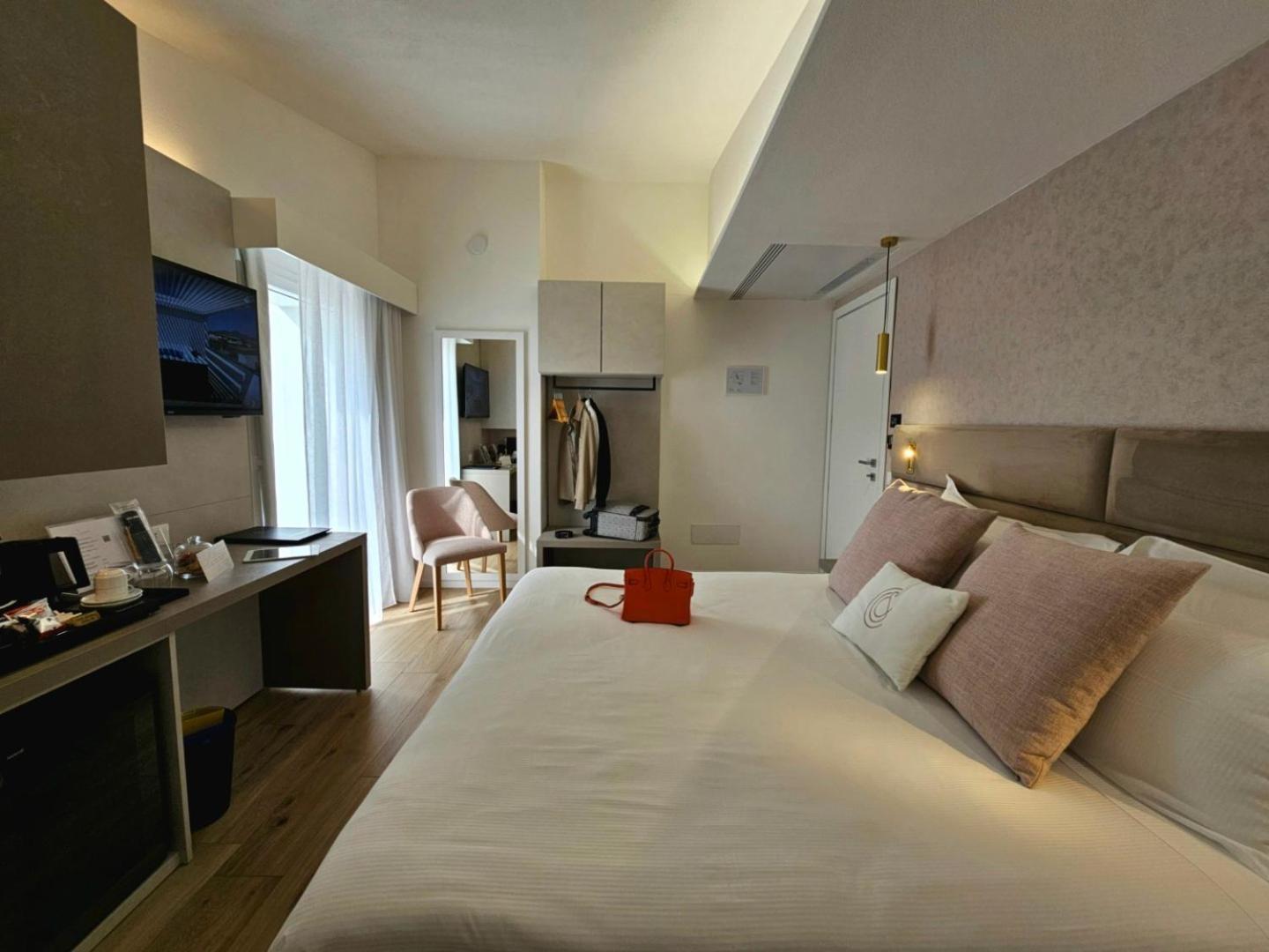 Chic & Charme Luxury Rooms Όλμπια Εξωτερικό φωτογραφία