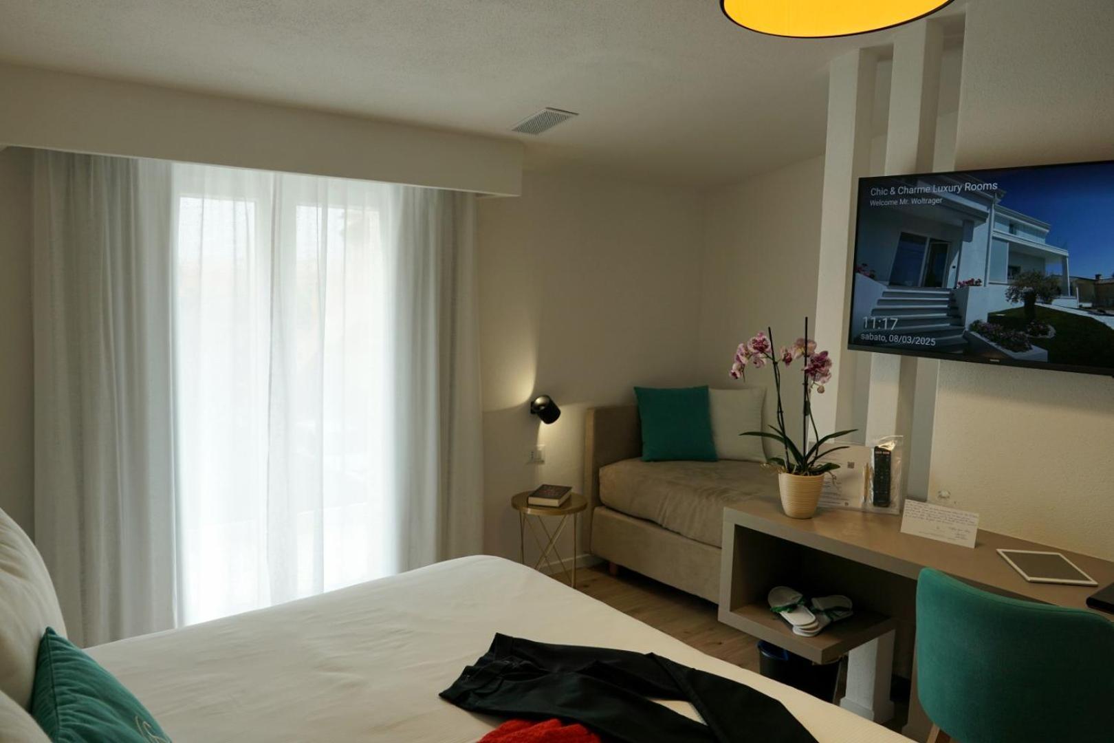 Chic & Charme Luxury Rooms Όλμπια Εξωτερικό φωτογραφία